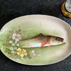liela izmēra "Limoge" porcelāna šķīvis/paplāte ar zivs motīvu (7126)