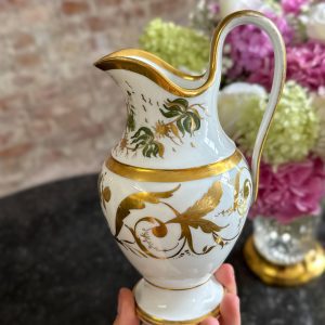 porcelāna piena krūze ar greznu zeltījumu (7208)